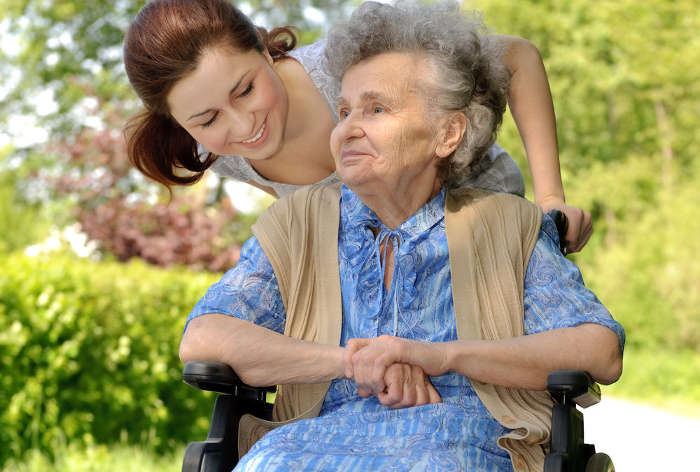 5 Telltale Signs a Senior Family Member Needs Elder Care
